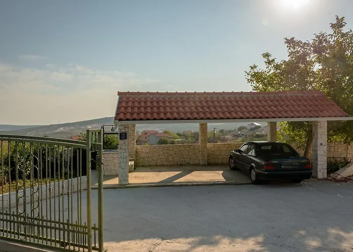빌라 Pax Kaštel Štafilić