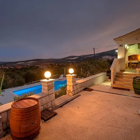 Pax Kaštel Štafilić