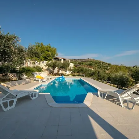 Pax Kaštel Štafilić